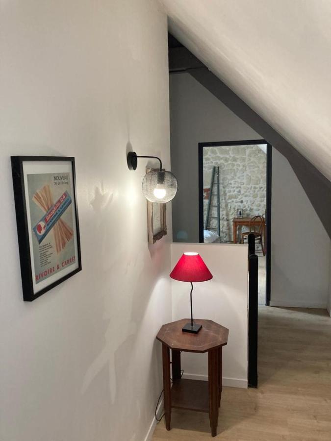 Le Gite De Moquesouris Nazelles-Negron ภายนอก รูปภาพ